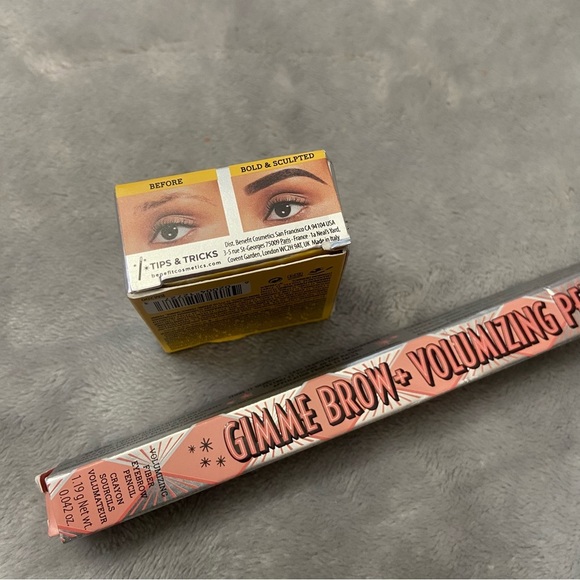 New! Benefit powmade brow pomade gimme brow pencil warm-black brown 27624 - Picture 4 of 9